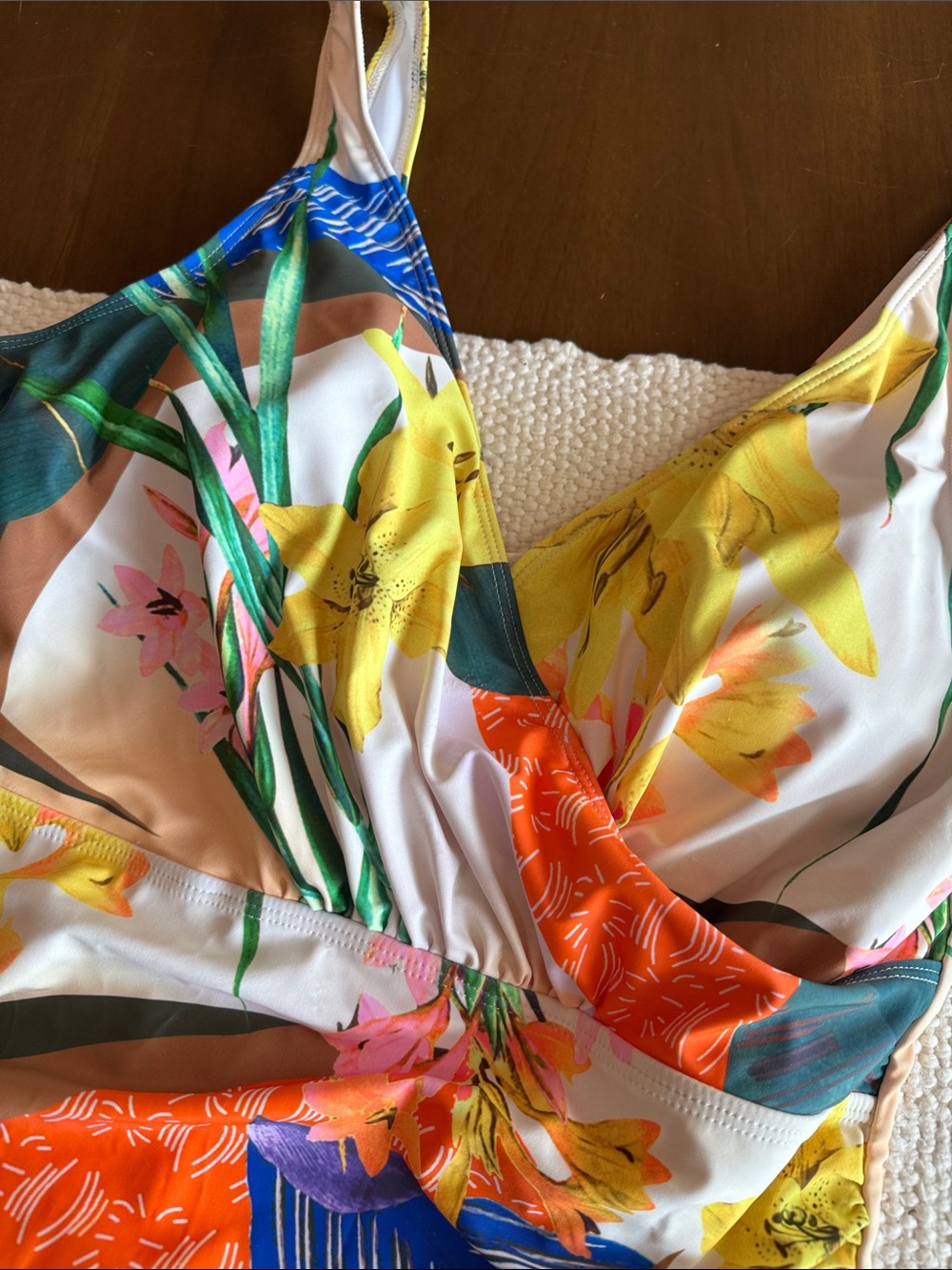 Gorgeous Plus Swimsuit with Sarong - Picture 4 of 11